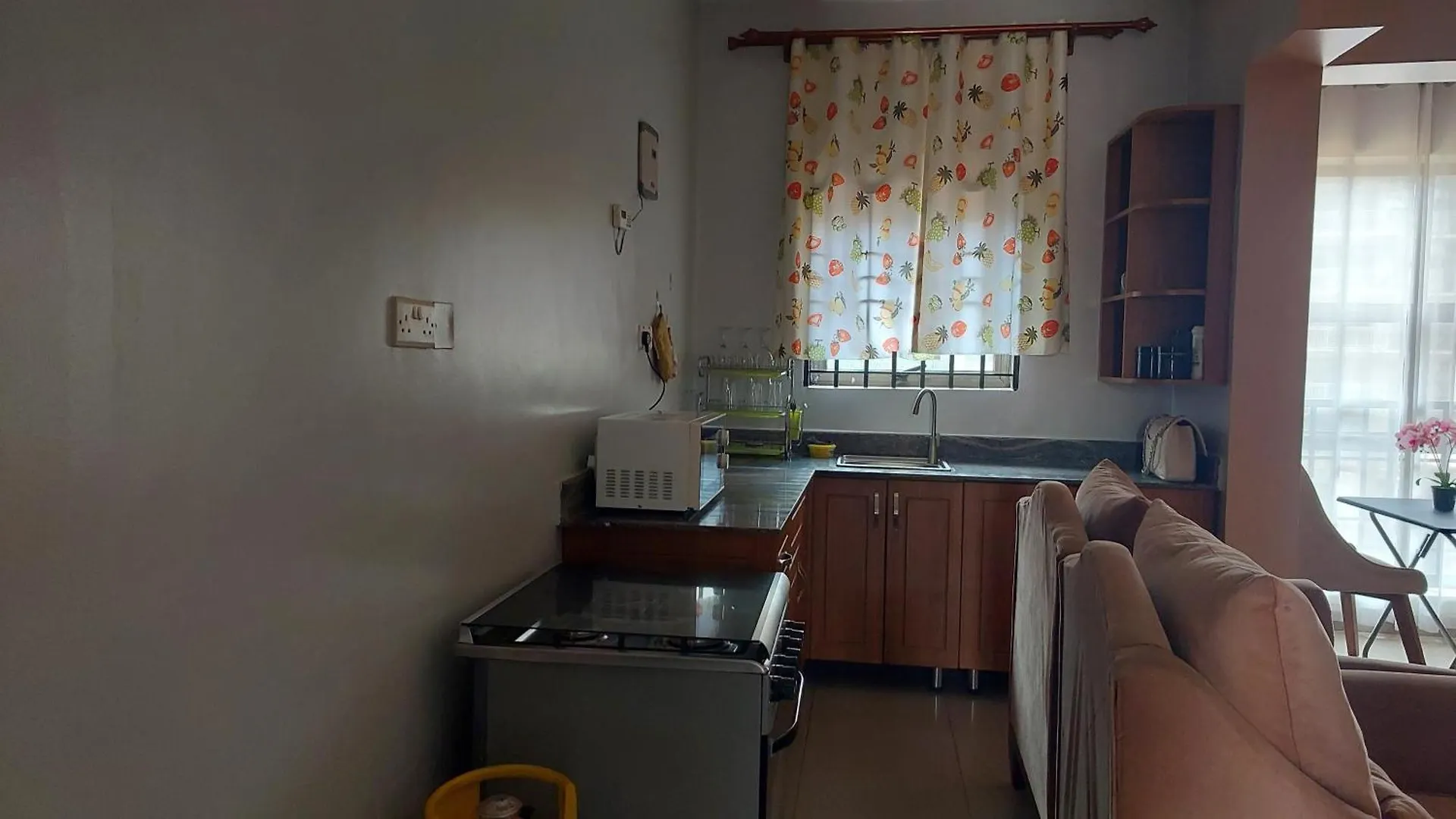 Thrive Cozy Apartments Καμπάλα